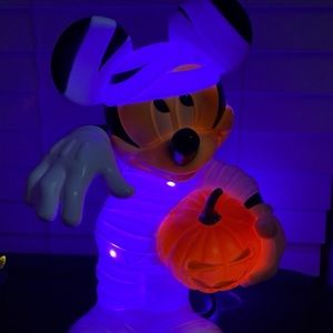 Mickey Mouse mummy popcorn bucket